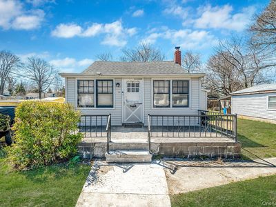 2 Roberts Avenue, Mastic Beach, NY, 11951