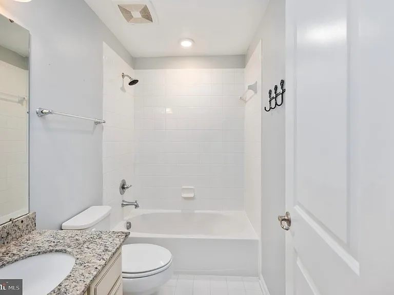9203 Wild Spruce Dr — Photo 22