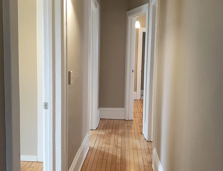 123 N Blair St — Photo 3