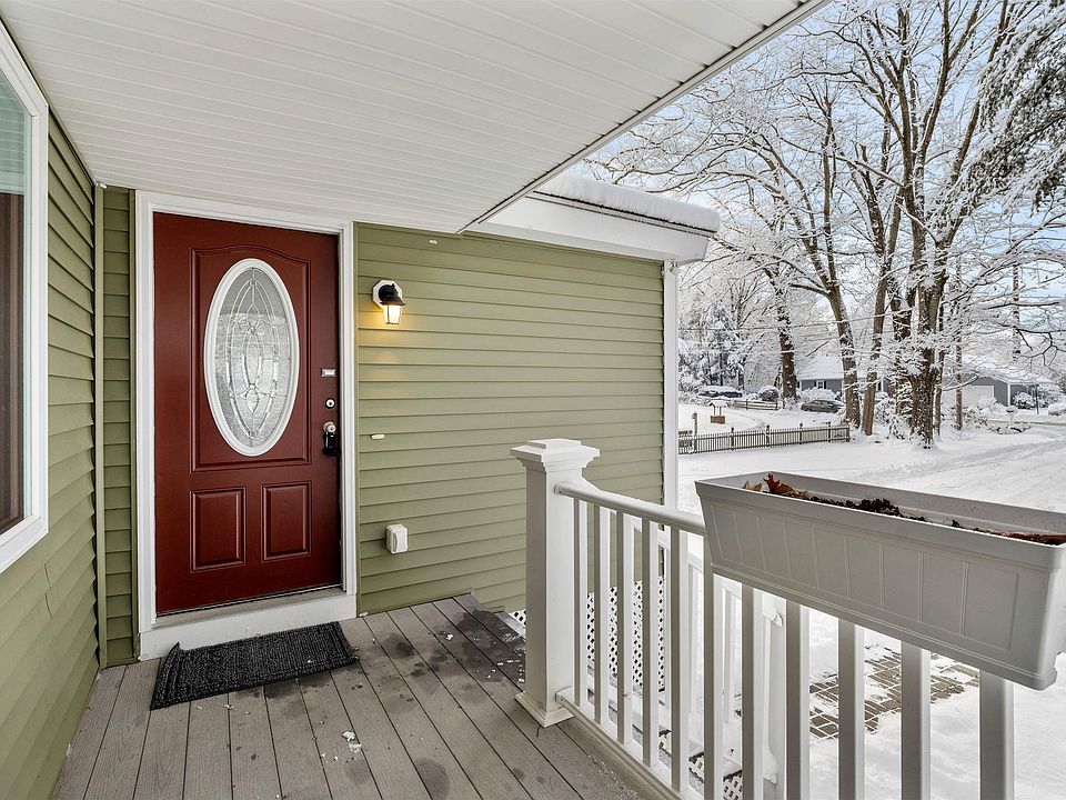 18 Meadow Drive, Hudson, NH 03051 | Zillow
