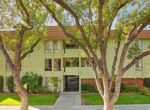 3rd image of 531 N Kenwood St APT 206