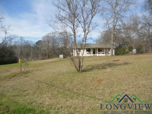 470 Pony Ln, Hallsville, TX 75650