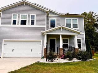 2330 Elkview Dr, North Chesterfield, VA 23236