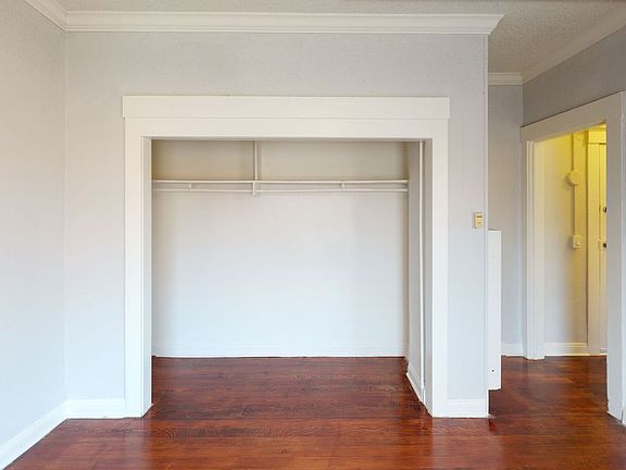 3rd image of 1330 S Union Ave APT 206