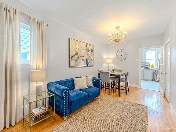 5th image of 1557 Glover Street