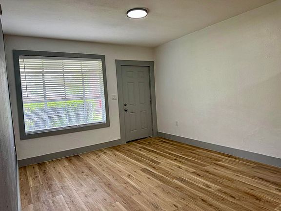 5th image of 13261 Lillian Hwy APT 11