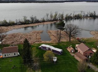 21333 Storrs Rd, Sackets Harbor, NY 13685