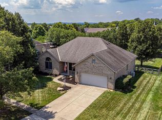 6017 Indian Trace Dr, Hamilton, OH 45011