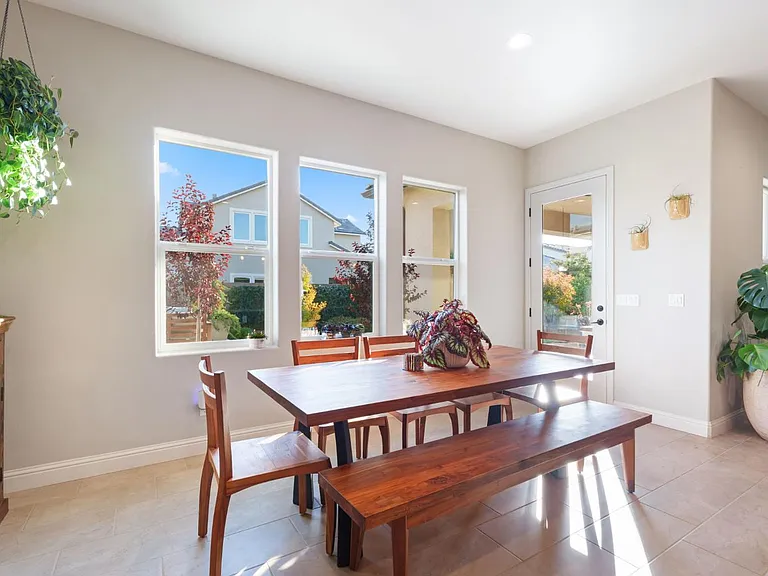 822 Overstone Ave — Photo 13