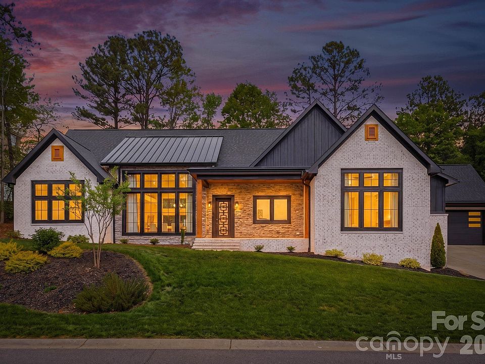 1st image of 1462 Winged Foot Dr