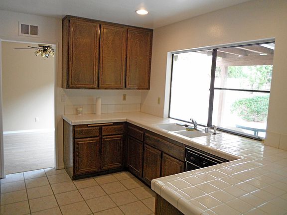 5th image of 11420 Bartee Ave