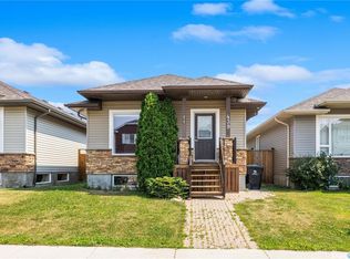 439 Coad MANOR, Saskatoon, SK S7R 0C6
