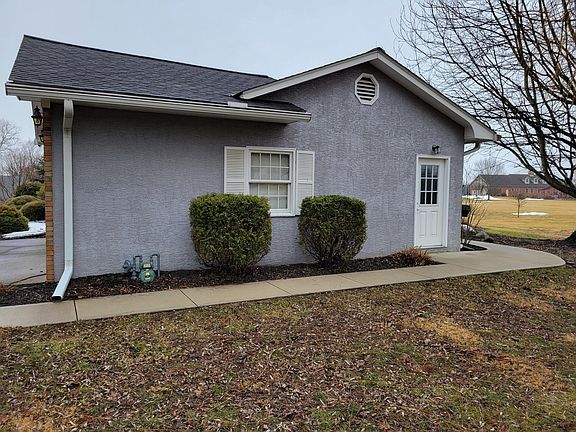 4th image of 2765 Graham Dr NE