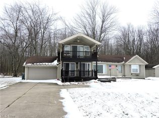 7242 Lake Rd W, Ashtabula, OH 44004