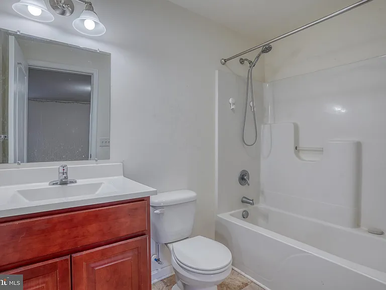 327 Tribbitt St — Photo 21