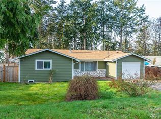 4361 Rhododendron Dr, Oak Harbor, WA 98277