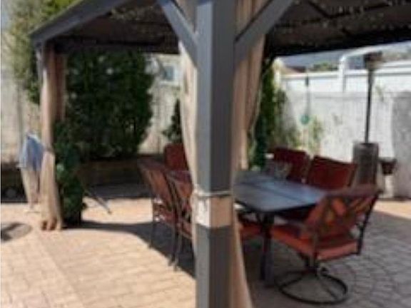 3rd image of 991 Rockland Ave #1