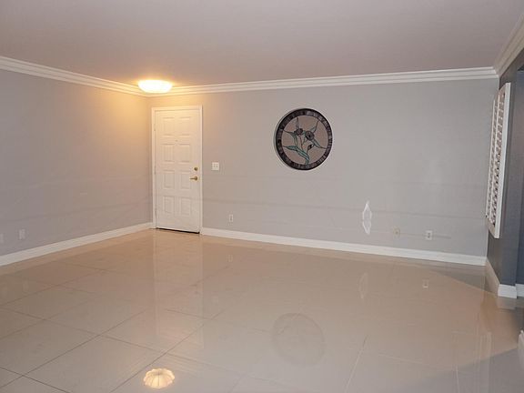 5th image of 5064 Jeffreys St Unit 101