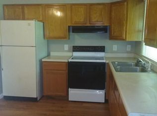 9106 Ellison Dr, Saint Louis, MO 63136
