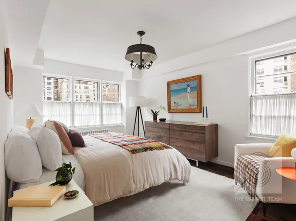 120 East 36th Street image 6 of 14