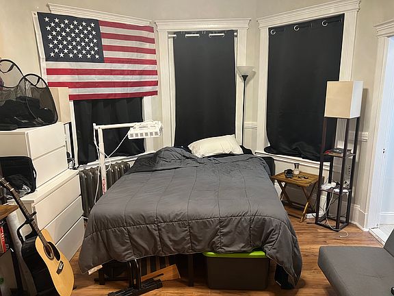 3rd image of 38 Hemenway St APT 8