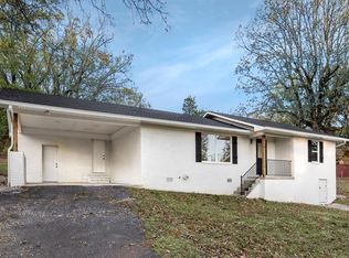 2721 Spring St, Hot Springs National Park, AR 71901