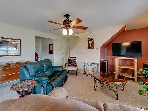 4th image of 254 Ponderosa Pl
