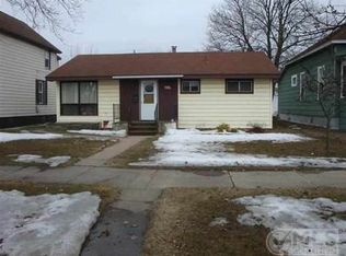 223 N 13th St, Escanaba, MI 49829