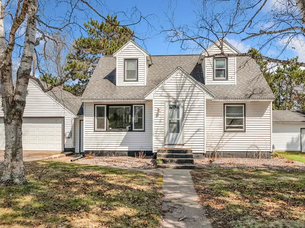 1010 14th St, Cloquet, MN 55720