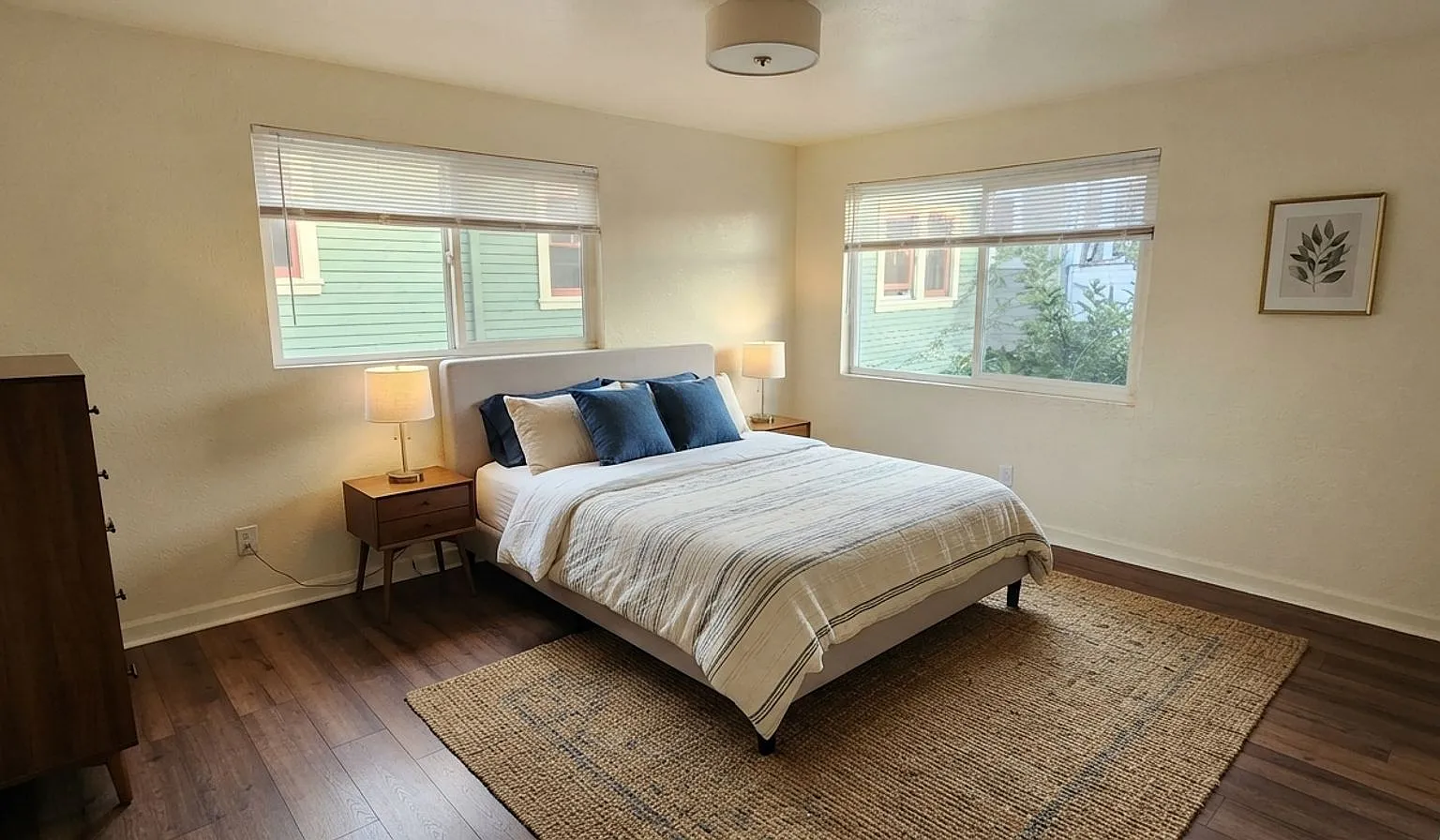 3215 Filbert St — Photo 4