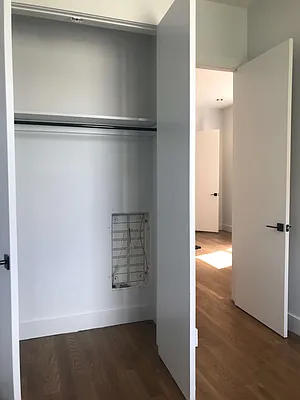 Rented by EXR | media 42