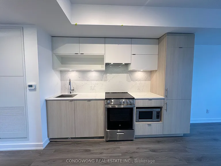 100 Queen St E #2311 — Photo 2