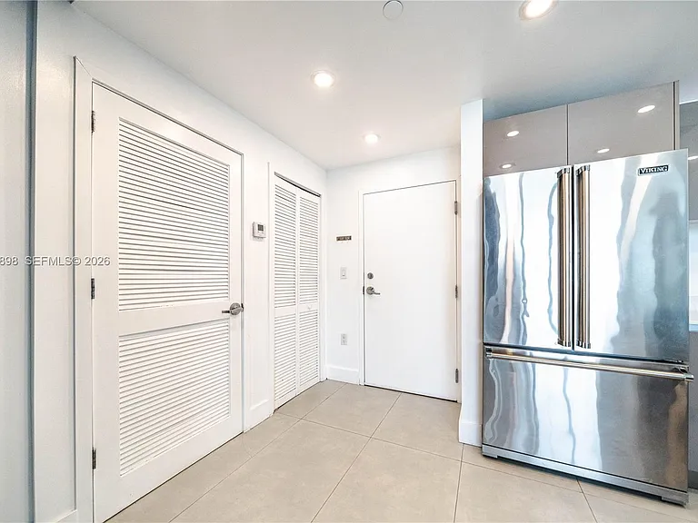 13800 Highland Dr #Penthouse 4 — Photo 5
