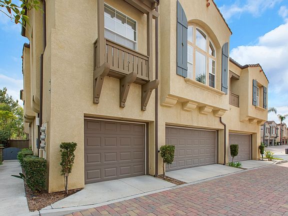 2nd image of 11946 Miro Cir