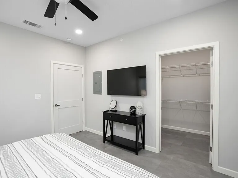 Palma Vista Apartments — Photo 15