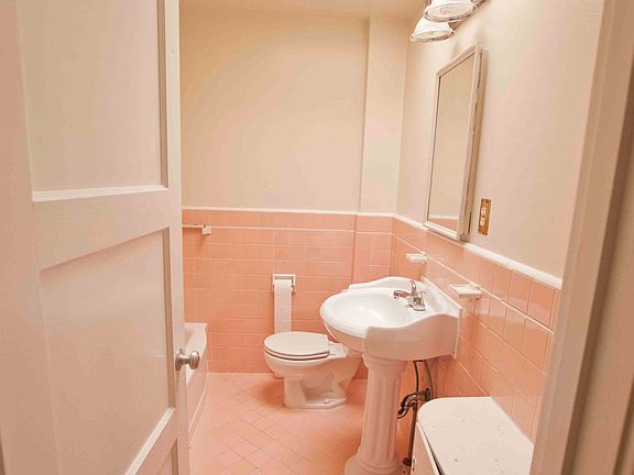 Main floor bath