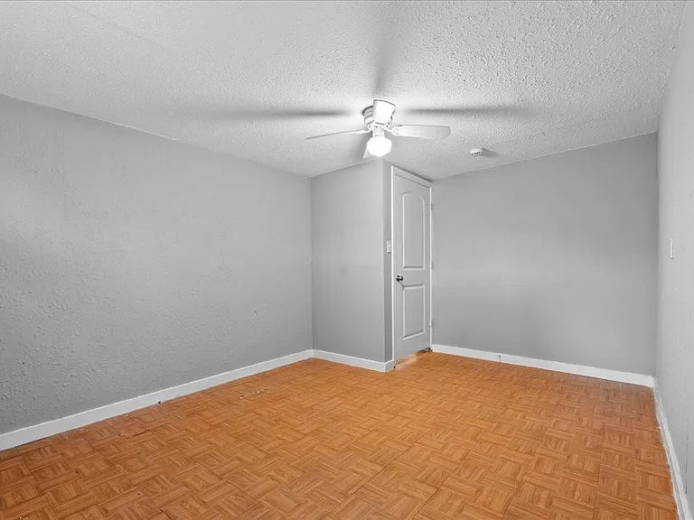 14029 McNair St — Photo 13