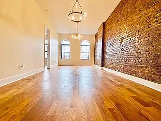 Rented by Doorway NYC, LLC