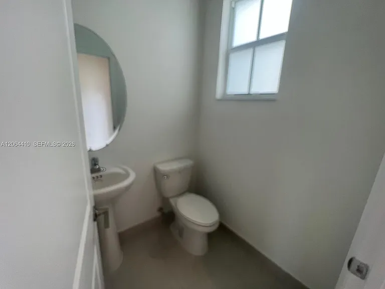 12005 NW 47th Mnr #12005 — Photo 12