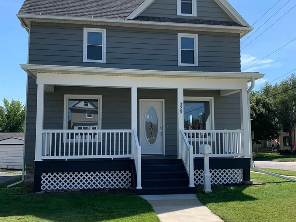 325 W Maple Ave, Beaver Dam, WI 53916