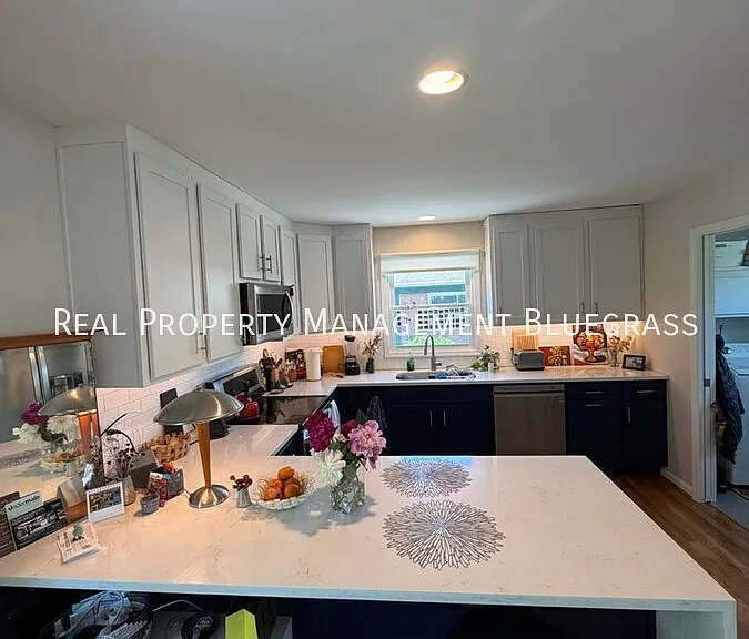 314 Sheridan Dr — Photo 11