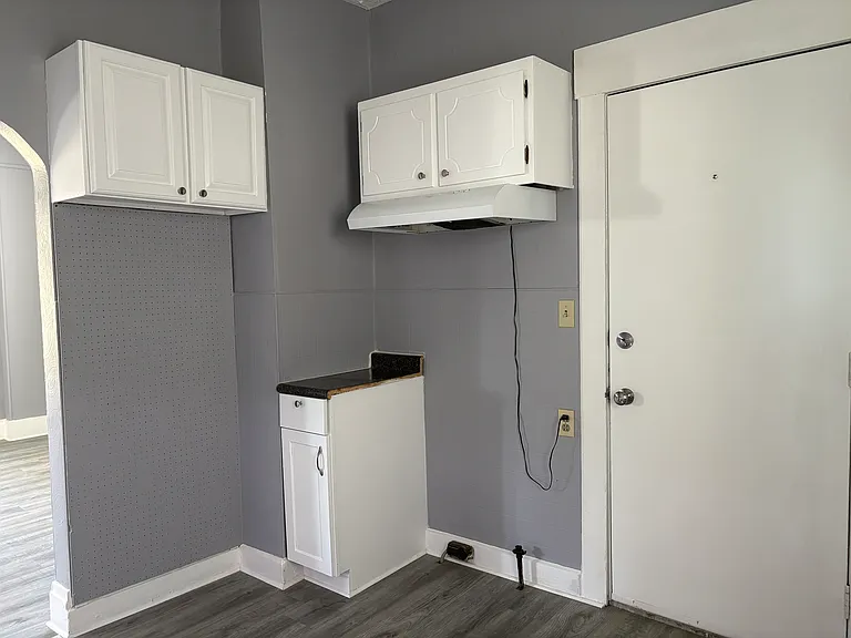 552 N Prospect St — Photo 3