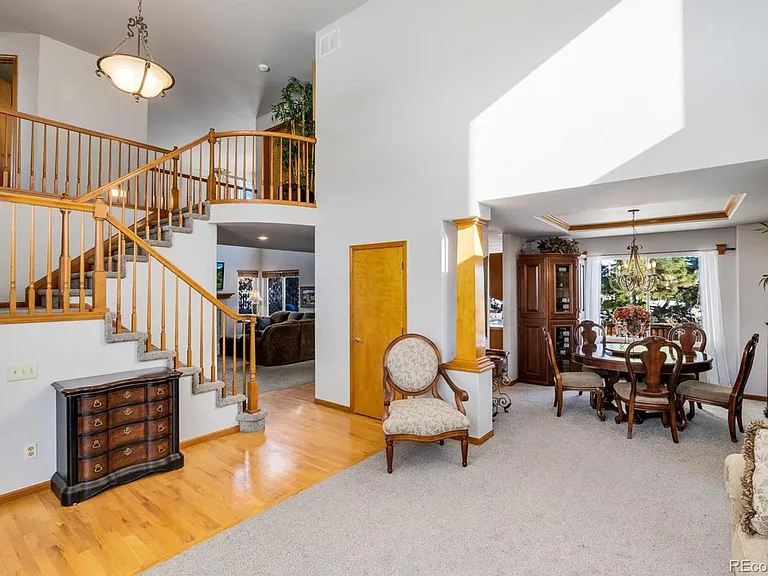 15581 Flowerhill Cir — Photo 7