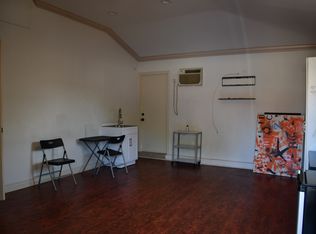 12543 Hart St, North Hollywood, CA 91605