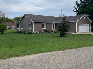 4648 Fawn Dr, Perrinton, MI 48871