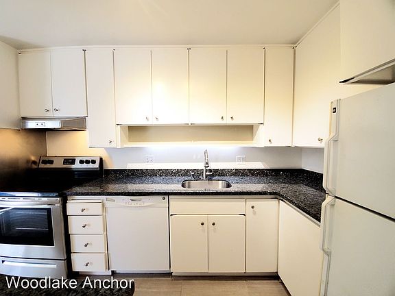 3rd image of 815 N Humboldt St APT 305