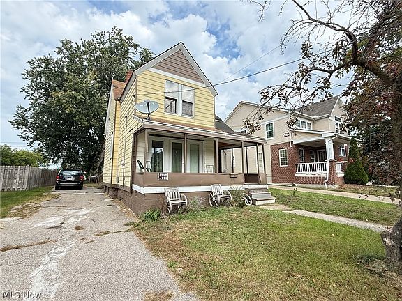 3rd image of 6721 Hough Ave