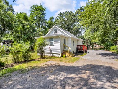 698 S Dettman Rd, Jackson, MI, 49203