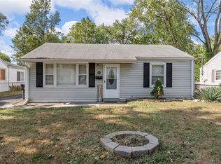 11 Mary Ann Ct, Florissant, MO 63031