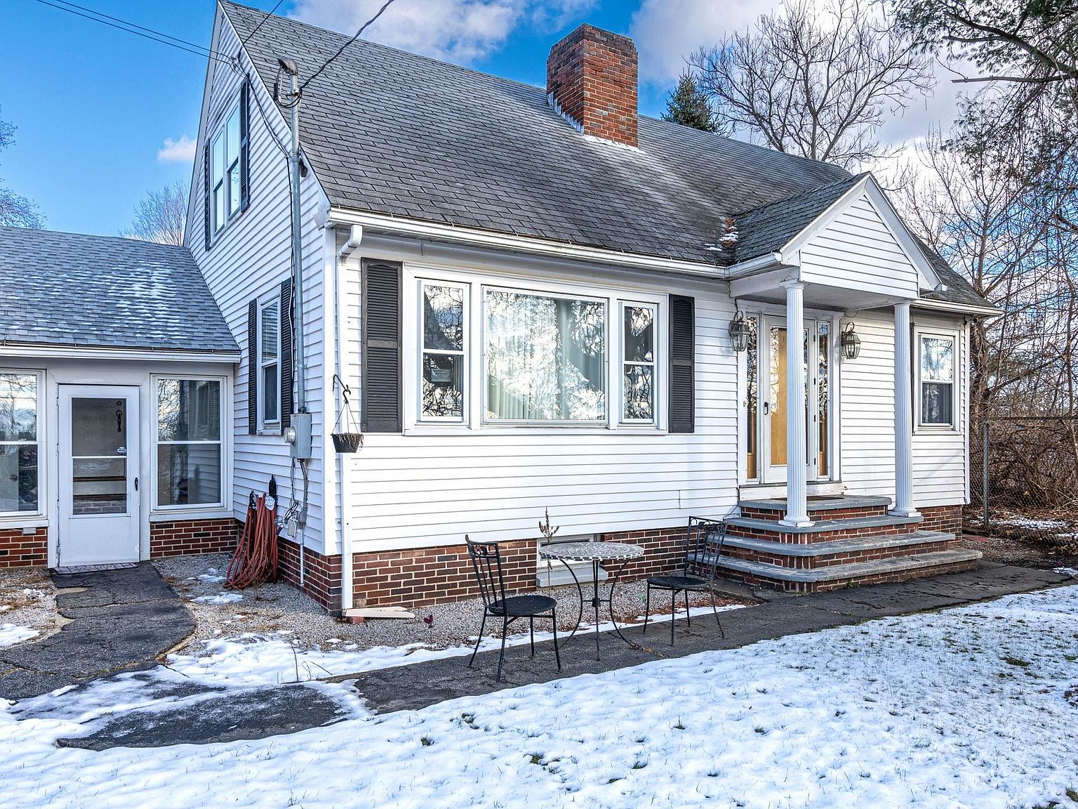 414 S Mammoth Road, Manchester, NH 03109 Zillow